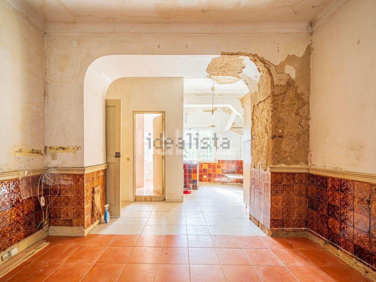 小楼房或独栋别墅出售在Rua Guilherme de Almeida, 9 - 过道