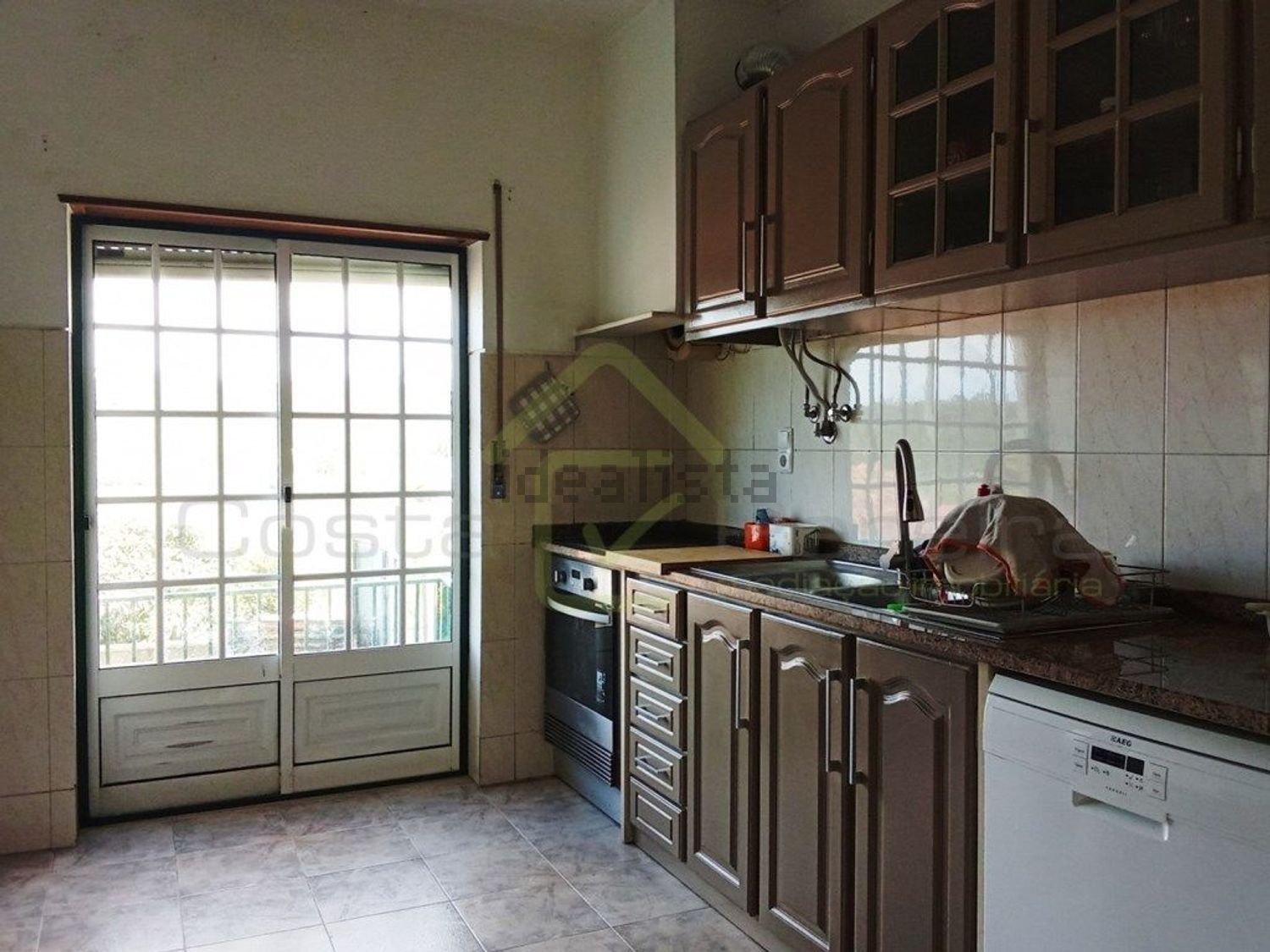 小楼房或独栋别墅出售在Vimeiro - 照片