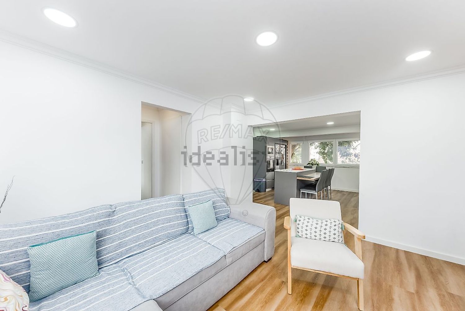 公寓 t4出售在Rua Capitão Tenente Oliveira e Carmo - 卧室