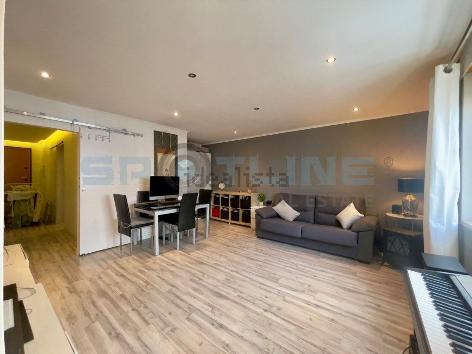 公寓 t4出售在Rua Barata Feyo, 10 - 客厅