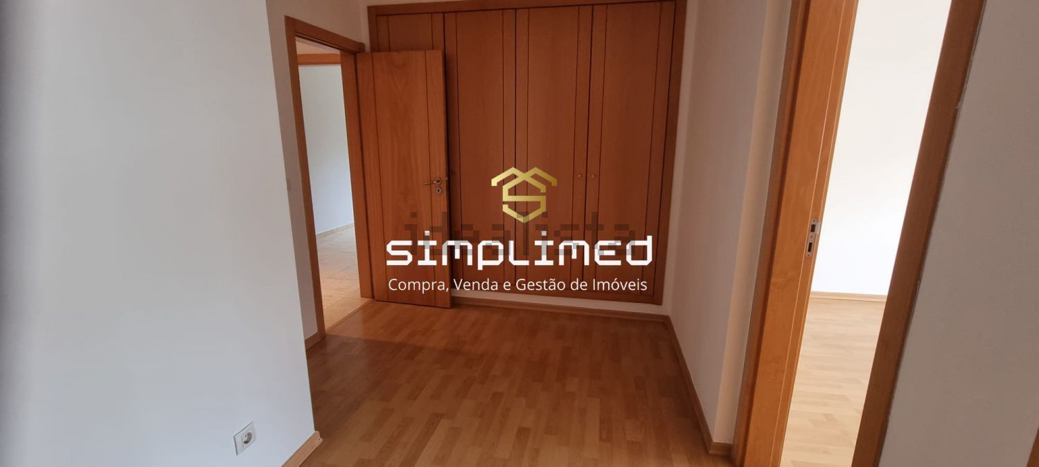 出租公寓 t5在Alto do Seixalinho - 卧室