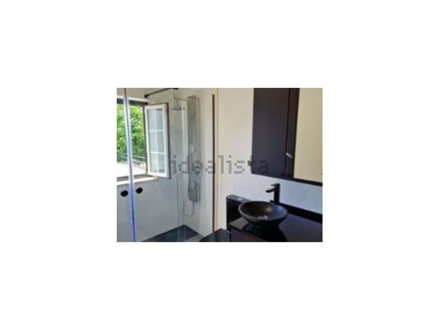 小楼房或独栋别墅出售在Milharado - 卫生间