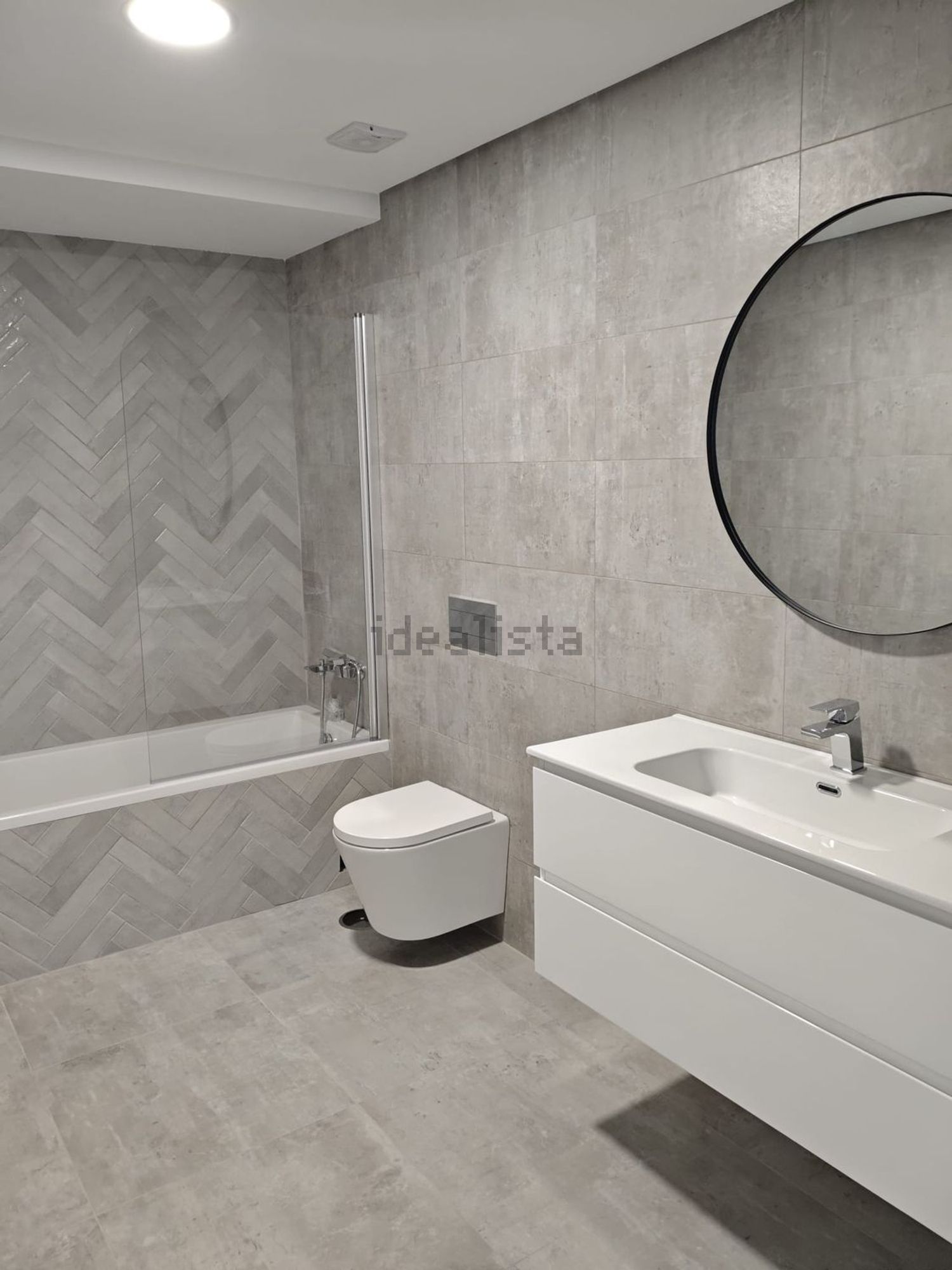 双拼别墅出售在Rua 11 de Março s/n - 卫生间