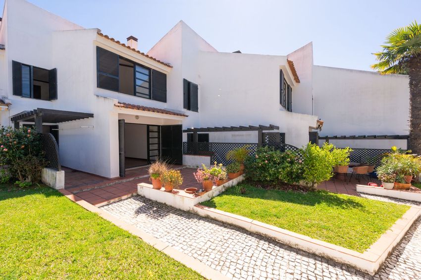 出租双拼别墅在Rua Ribatejo, 42