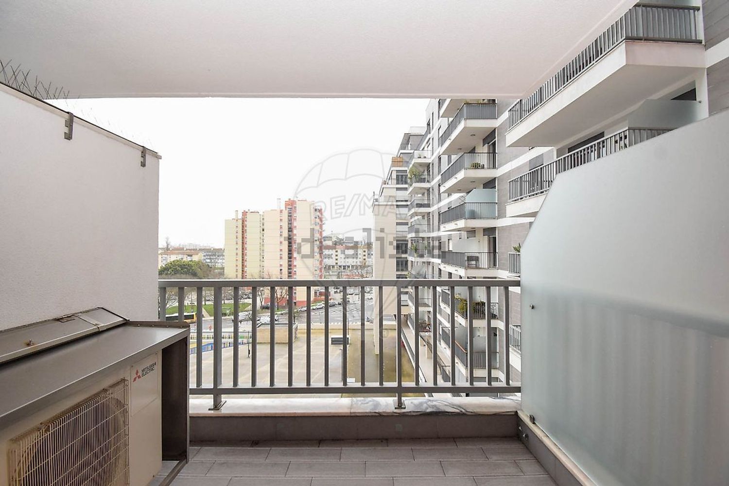 公寓 t2出售在Rua Cidade de Bolama - 阳台