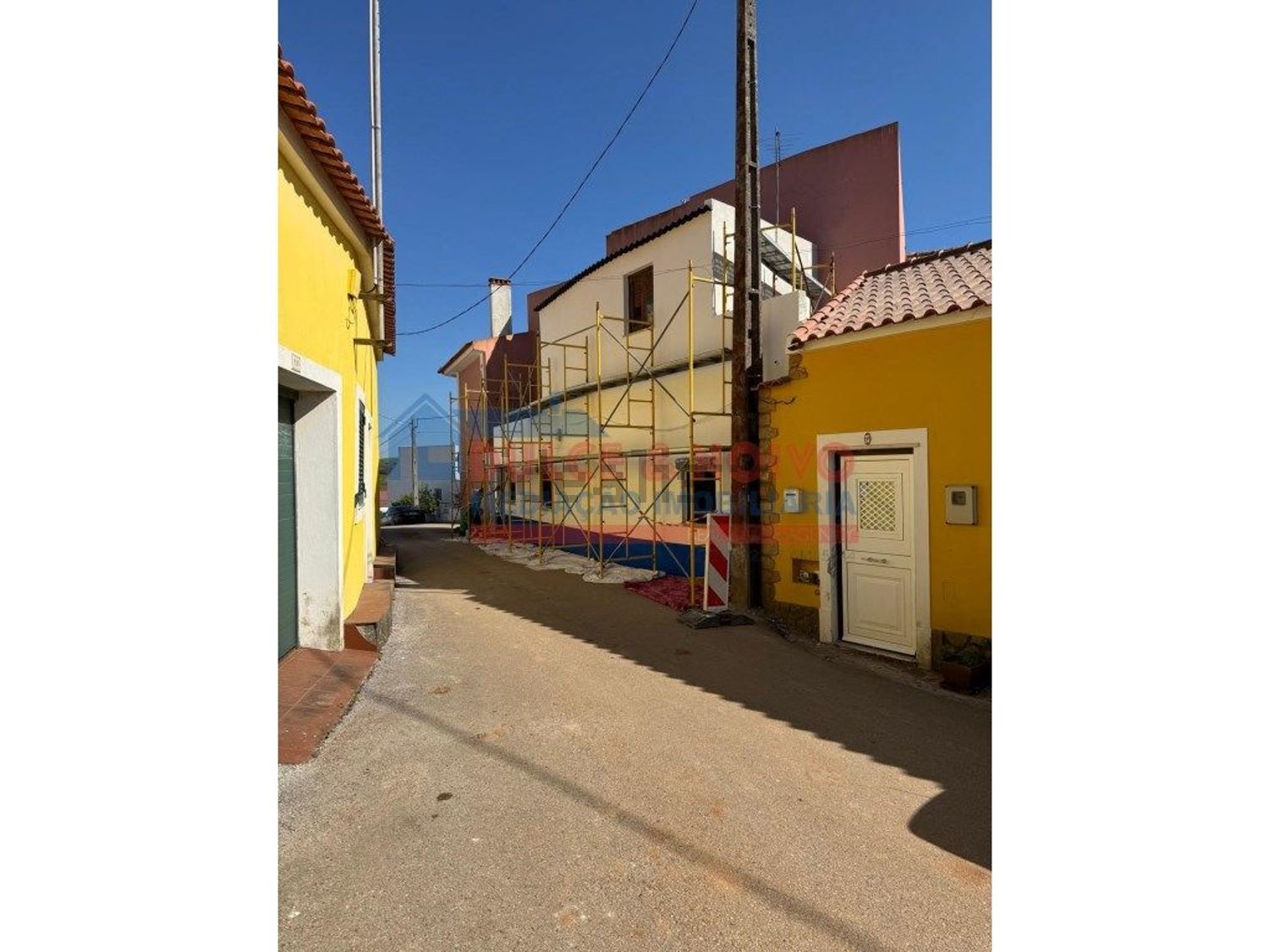 小楼房或独栋别墅出售在Rua da Esperança, 7 - 外立面