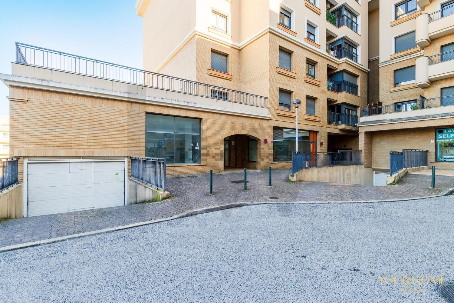 出租公寓 t3在Santo António dos Cavaleiros e Frielas - 外立面