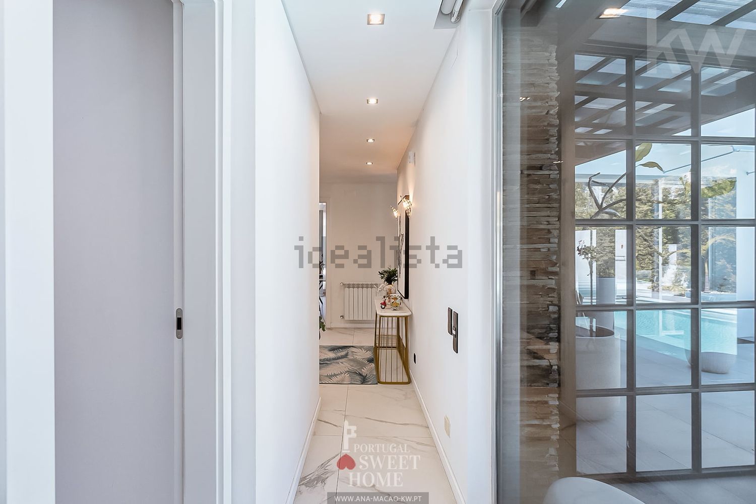 小楼房或独栋别墅出售在Beloura - Penha Longa - 过道