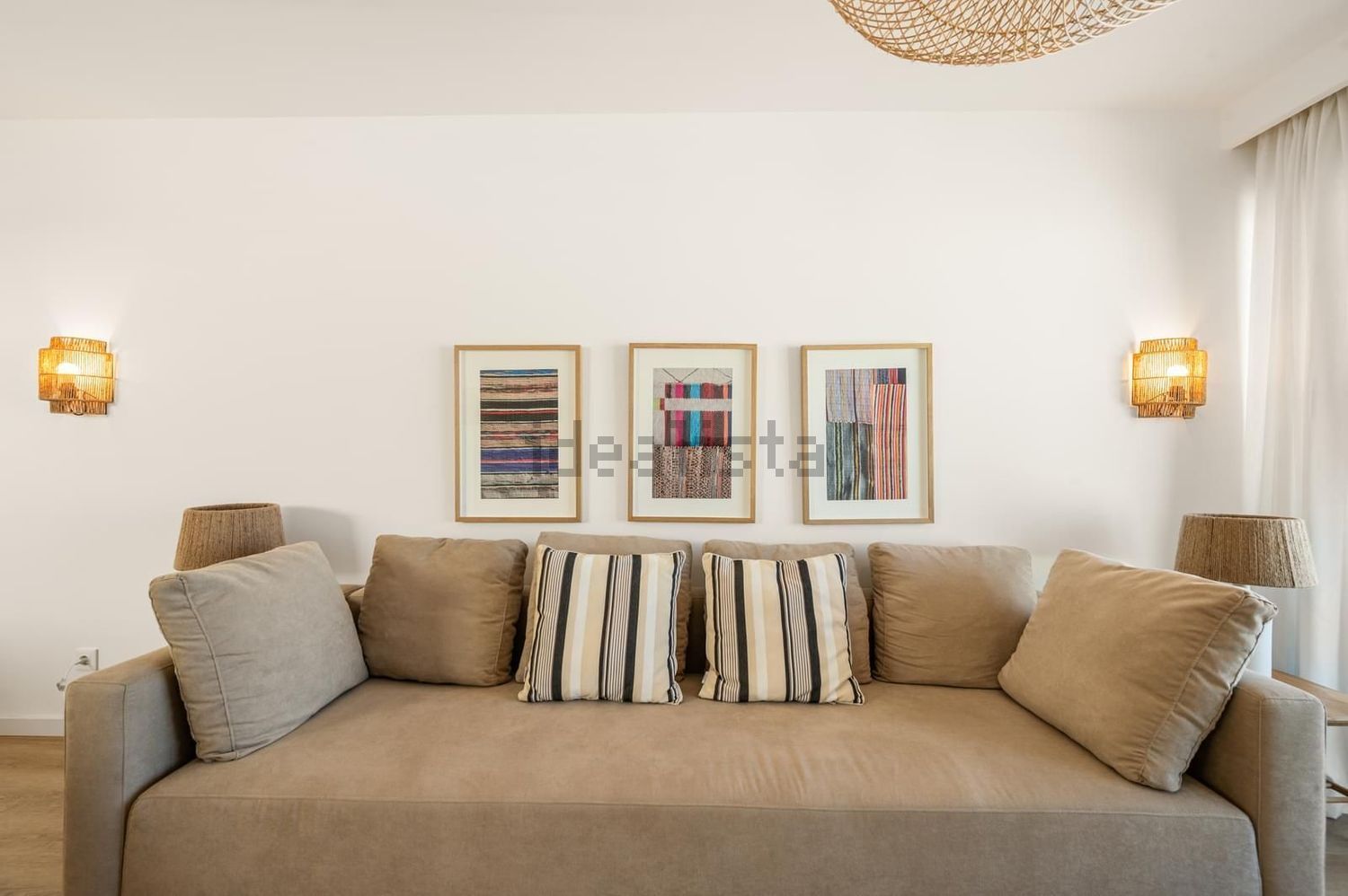 公寓 t3出售在Rua Isabel Arsénio - 客厅