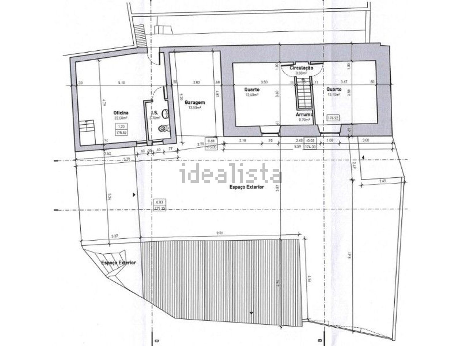 小楼房或独栋别墅出售在Malveira e São Miguel de Alcainça - 平面图