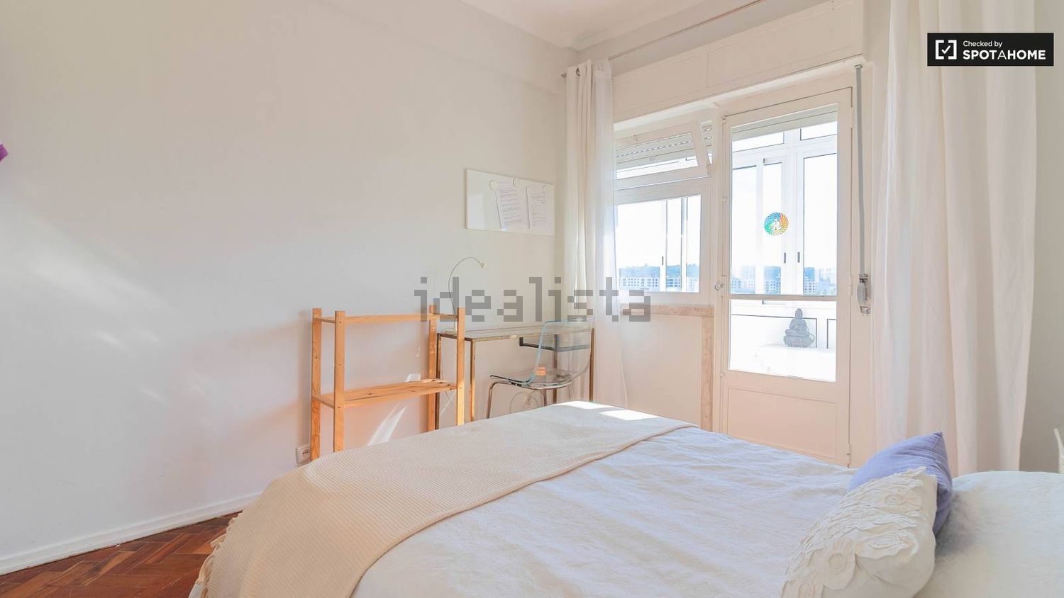 出租房间在Estrada da Luz, 100 - 室友