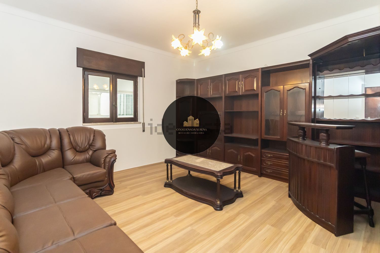 小楼房或独栋别墅出售在Cascalheira - Venda do Alcaide - 客厅