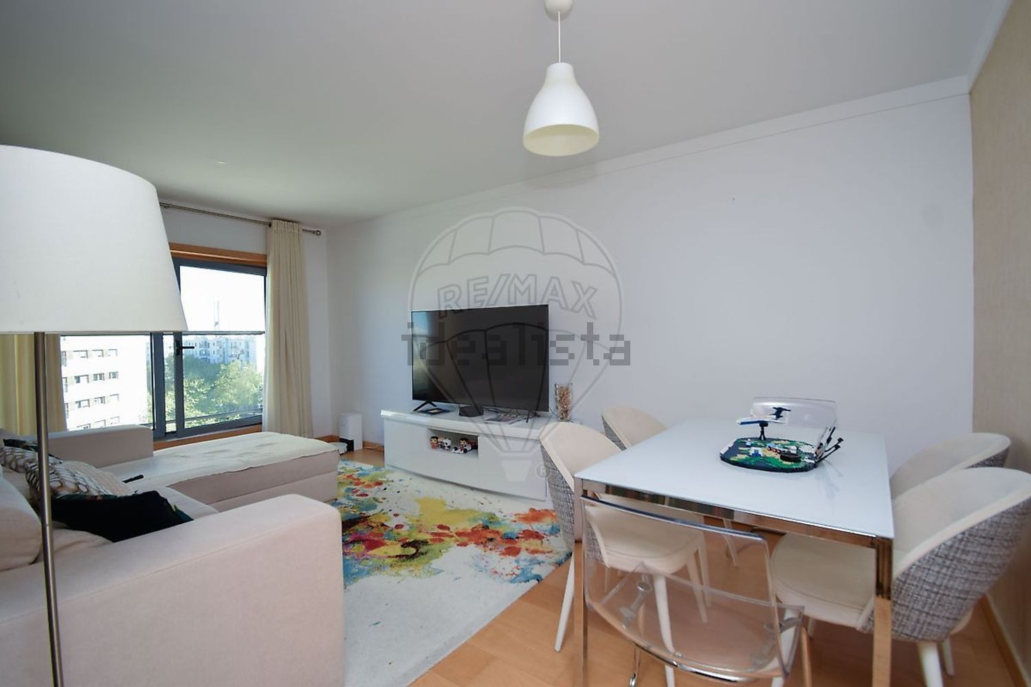 公寓 t2出售在Alameda dos Oceanos - 客厅