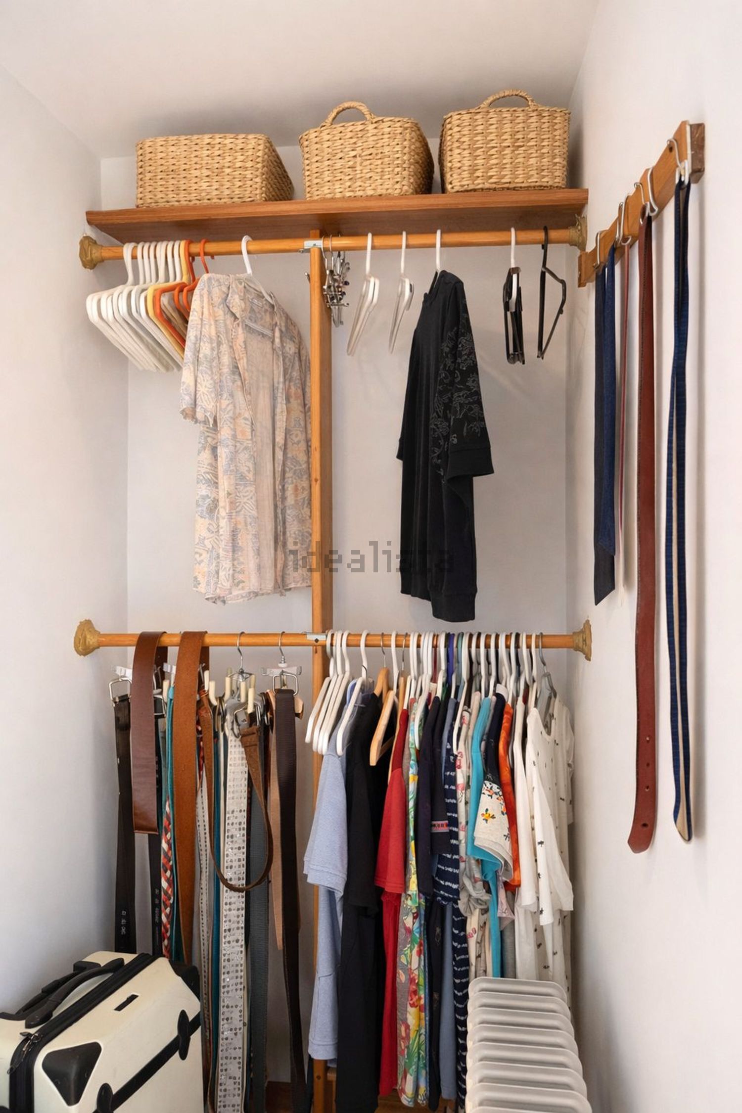 小楼房或独栋别墅出售在Rua Cidade de Leiria, 10 - 试衣间