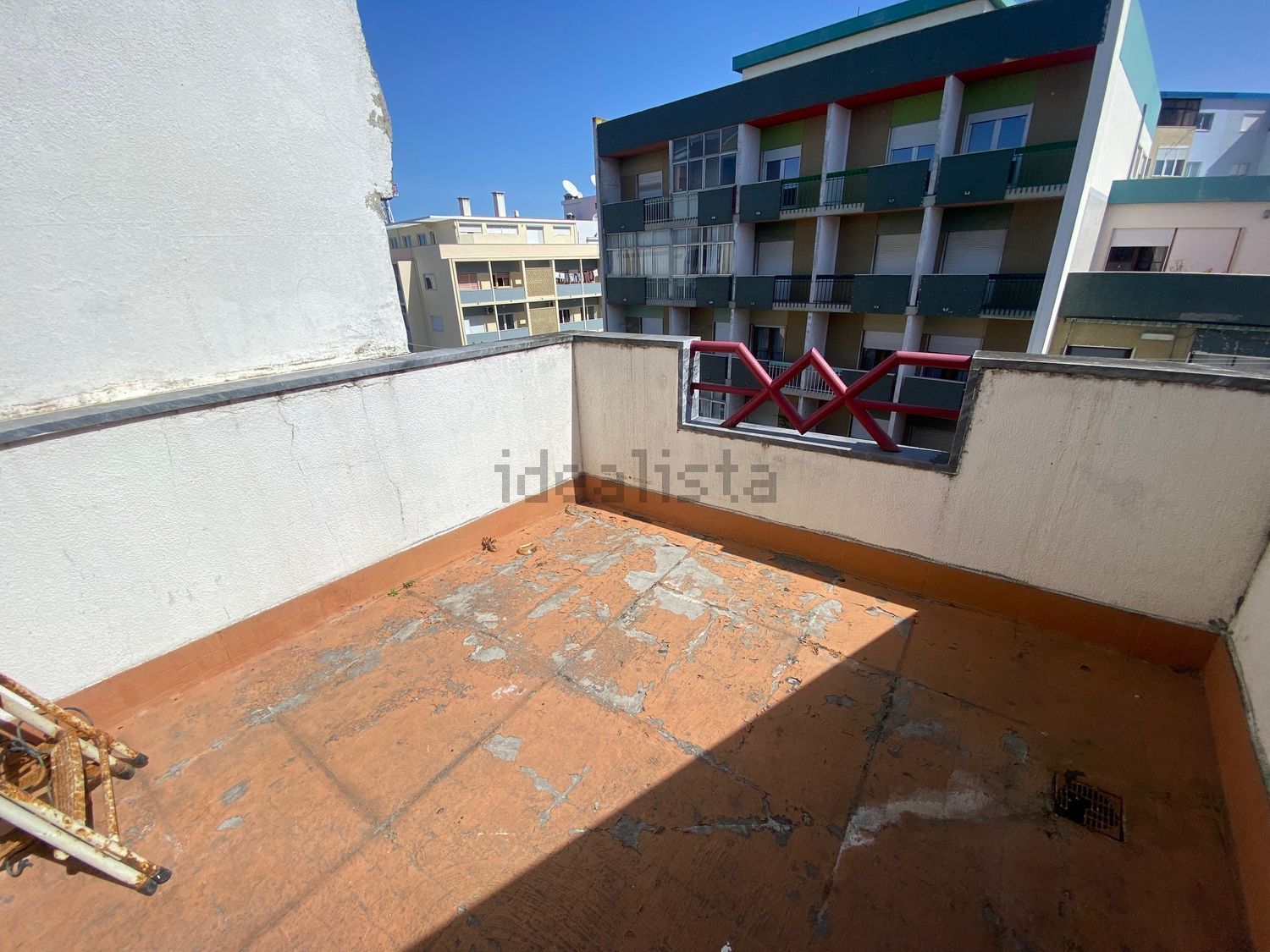 公寓 t2出售在Rua José Elias Garcia - 阳台