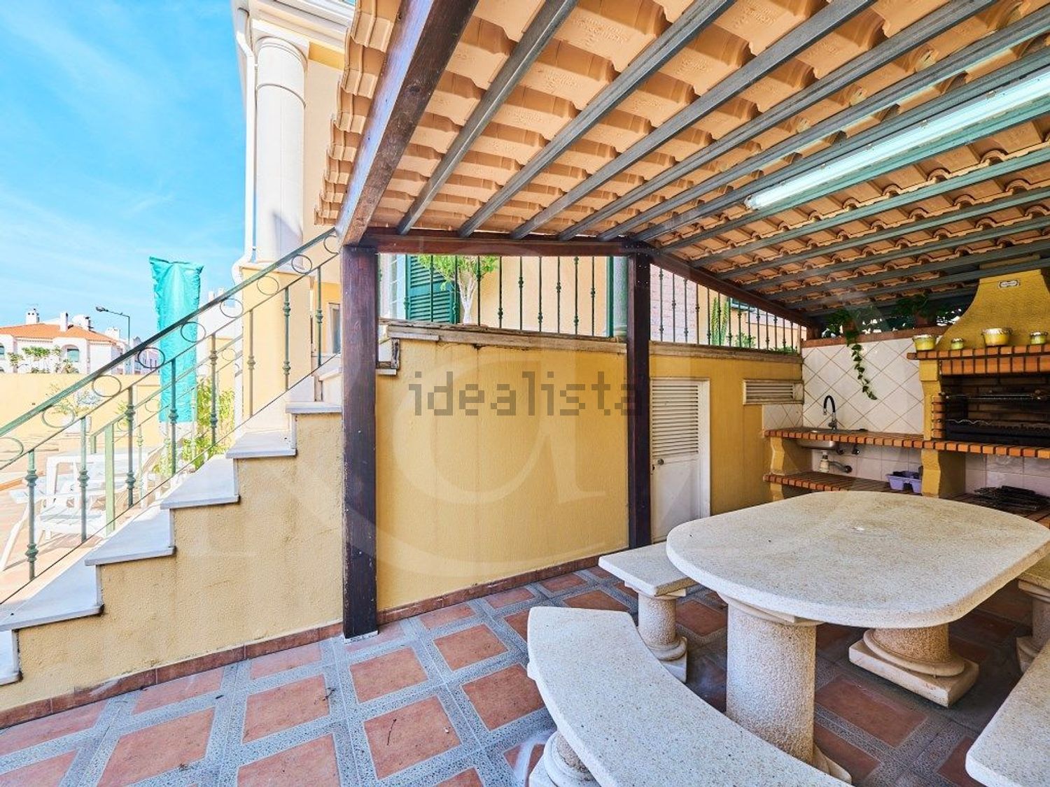 小楼房或独栋别墅出售在Rua Bartolomeu Perestelo, 189 - 阳台