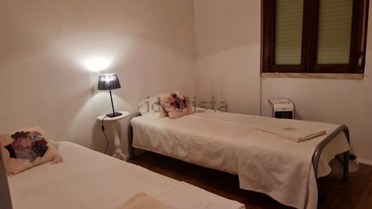 小楼房或独栋别墅出售在Avenida Doutor Carlos Leal, 3 a - 卧室