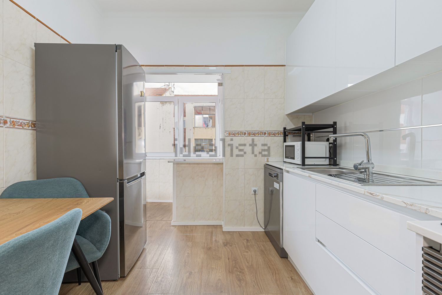 公寓 t2出售在Rua Gil Vicente, 35 - 厨房