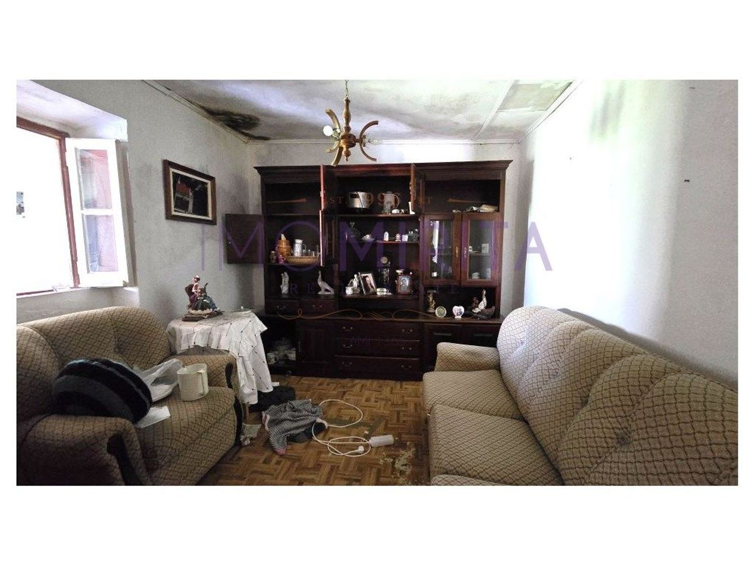 小楼房或独栋别墅出售在Rua do Chafariz - 客厅