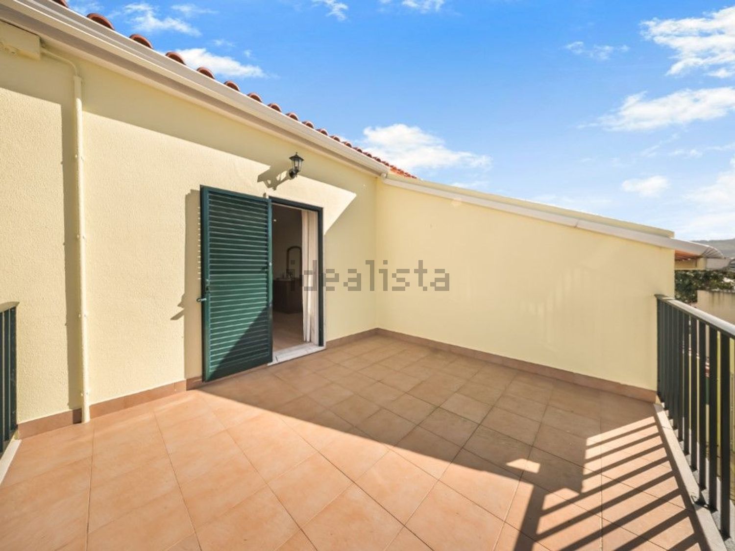 小楼房或独栋别墅出售在Rua da Liberdade - 阳台