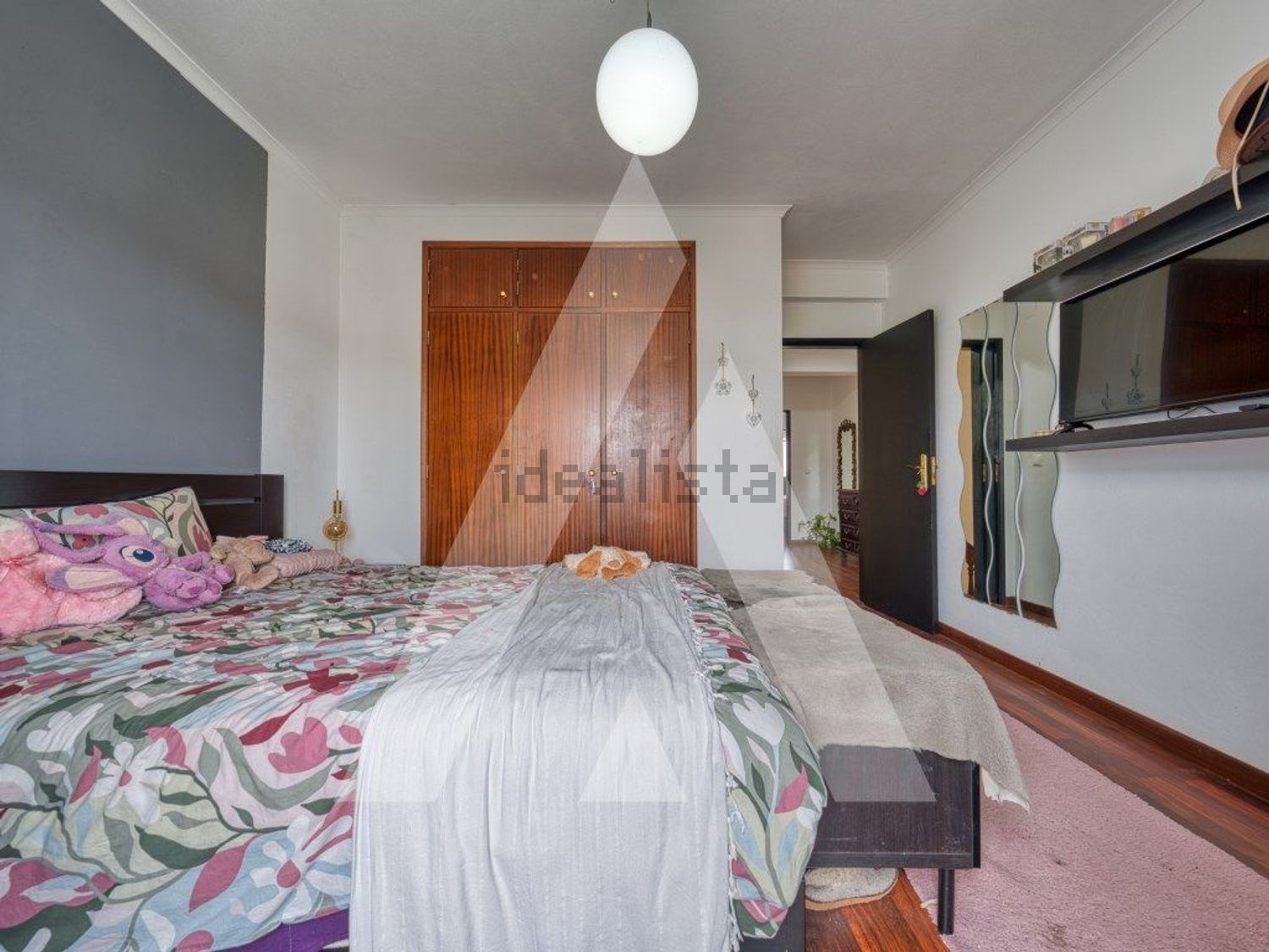 小楼房或独栋别墅出售在Lamas e Cercal - 卧室