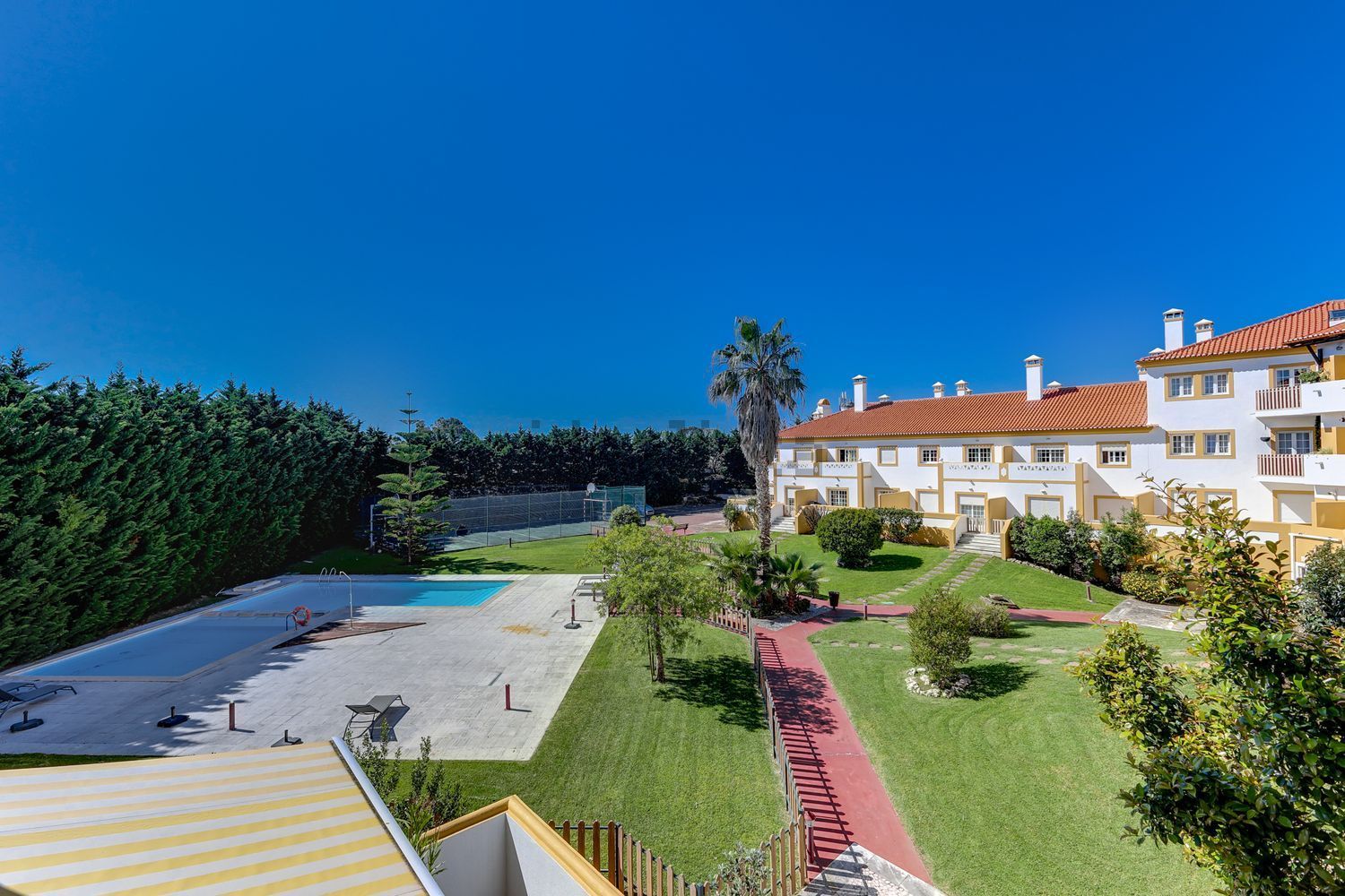 公寓 t4出售在Rua Mato das Cruzadas - 游泳池