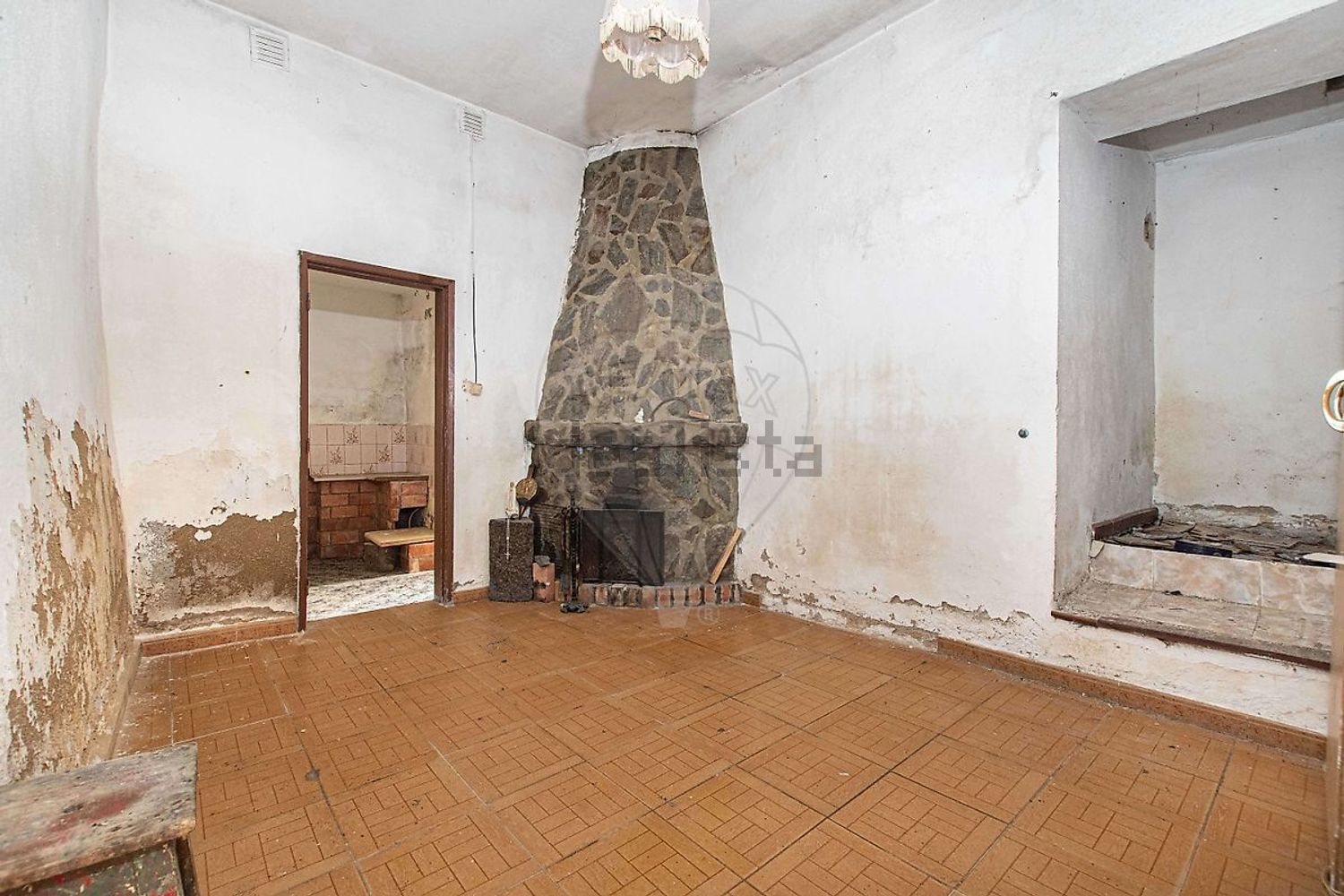 小楼房或独栋别墅出售在Rua dos Manelões - 照片