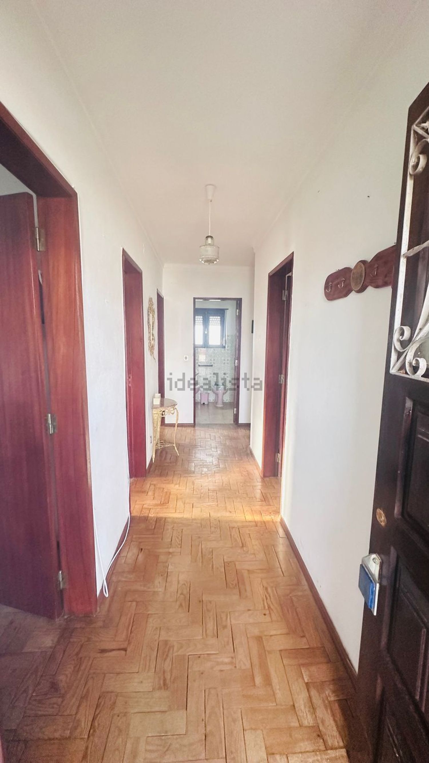 出租小楼房在Rua da Escola, 11 - 过道