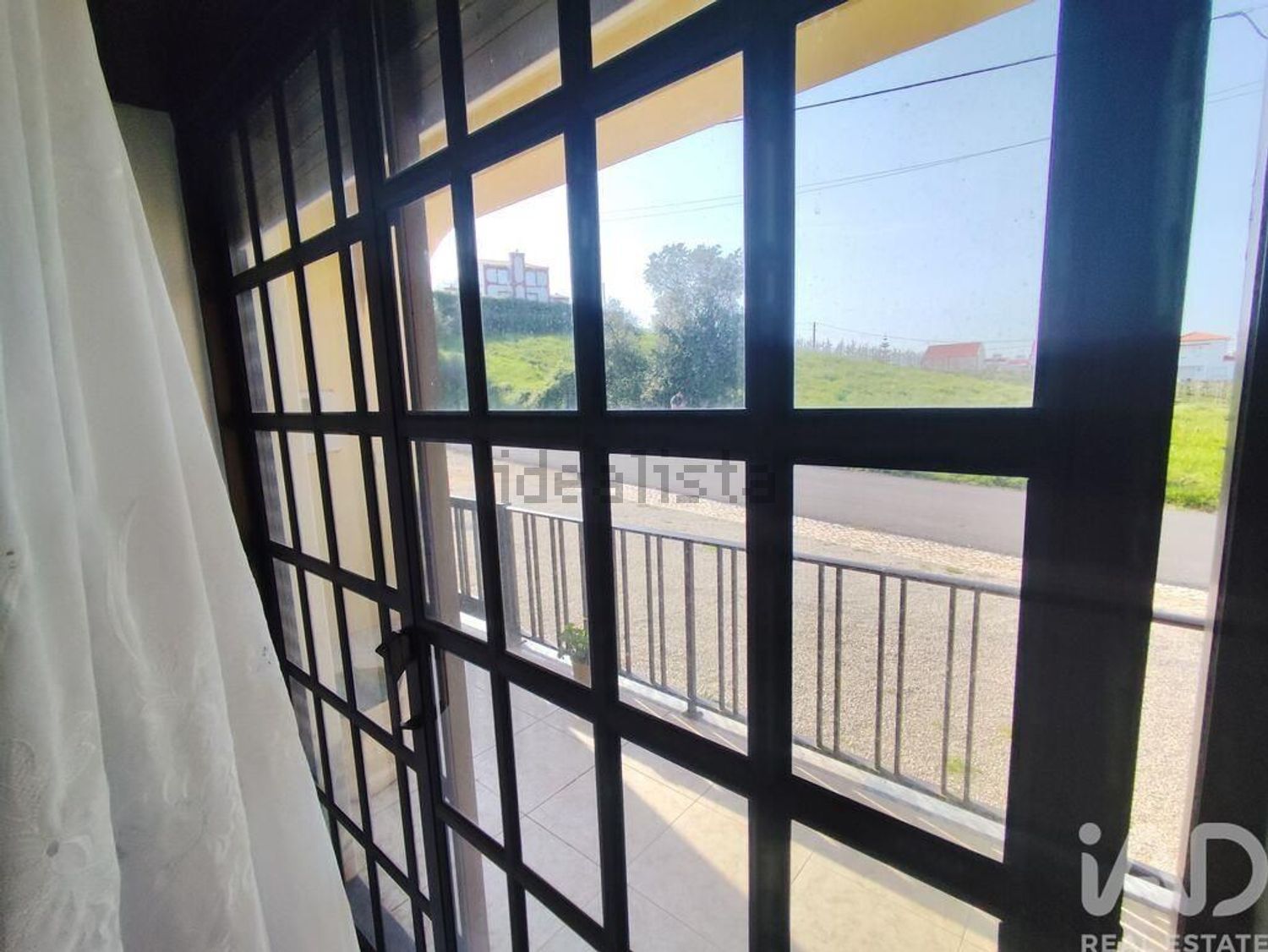 小楼房或独栋别墅出售在Lamas e Cercal - 露台