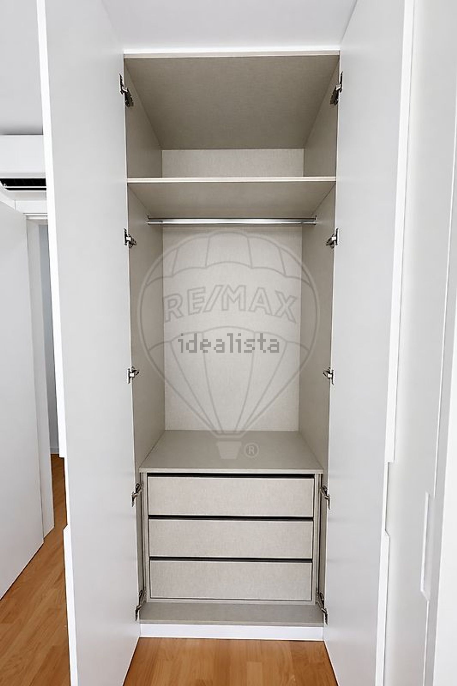 出租公寓 t2在Avenida do Cristo Rei - 试衣间