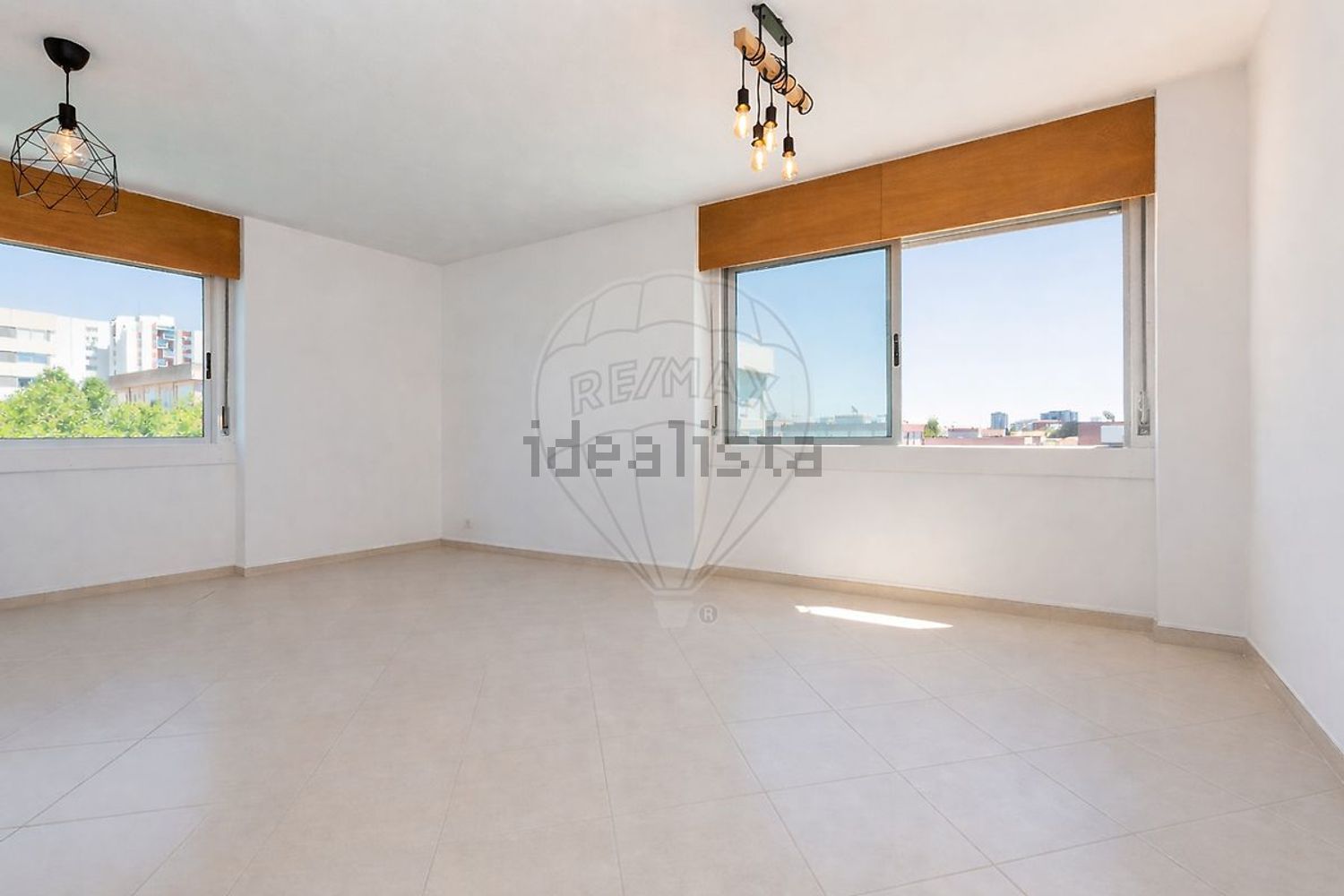 出租公寓 t2在Rua Maria Brown - 居住