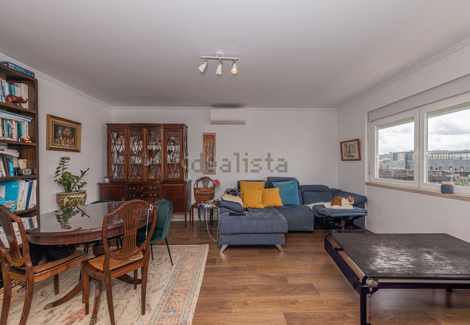 公寓 t3出售在Alto dos Moinhos - 客厅