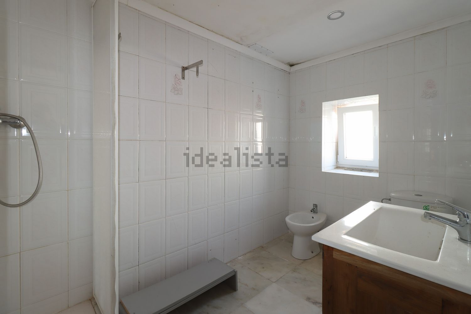 小楼房或独栋别墅出售在Rua do Pocinho - 卫生间