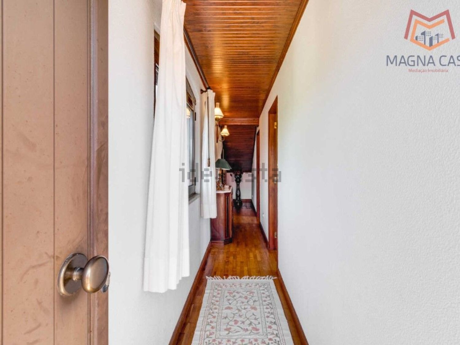 小楼房或独栋别墅出售在Rua dos Trovadores do Século XII - 过道