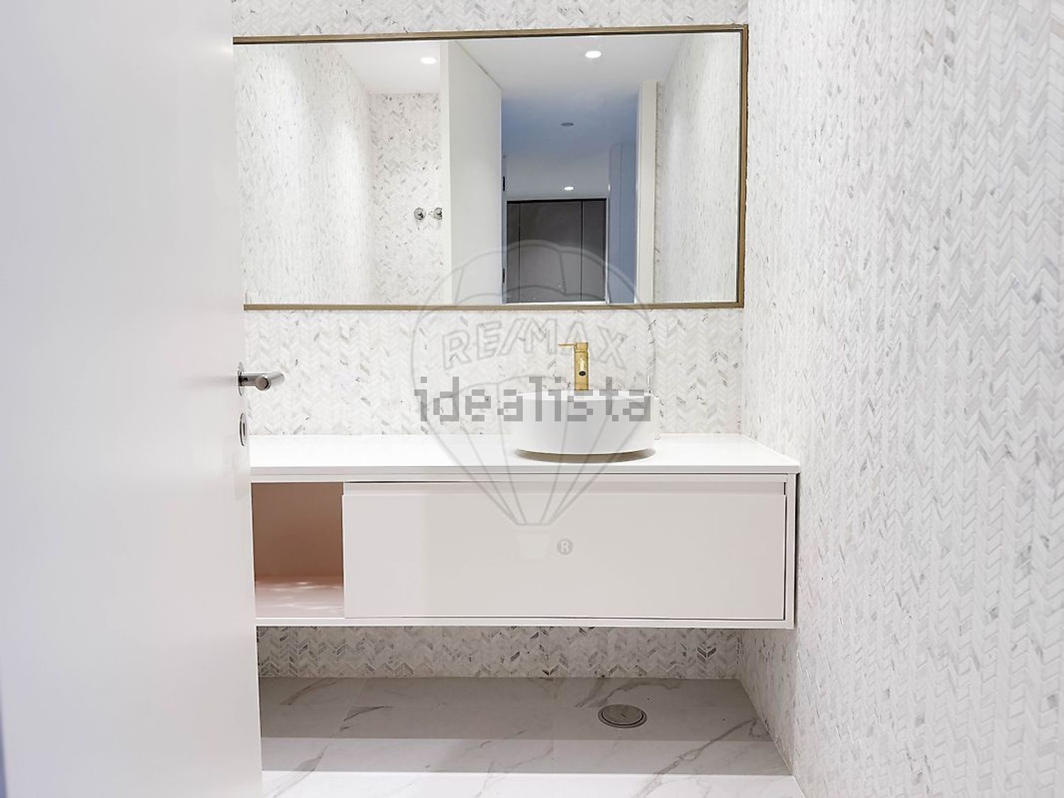 小楼房或独栋别墅出售在Travessa dos Benaventes - 卫生间