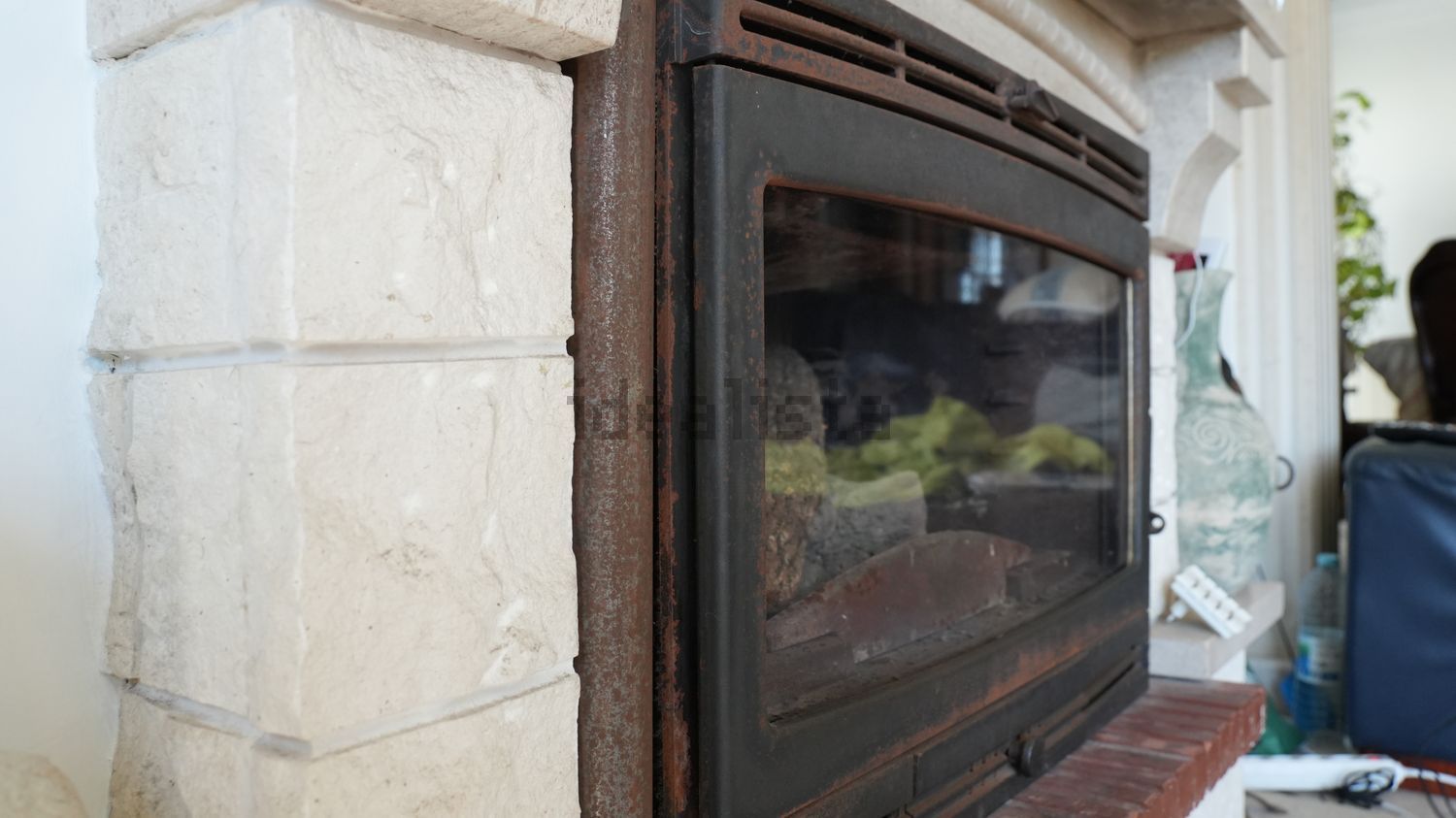 小楼房或独栋别墅出售在Estrada da Tomadia s/n - 照片