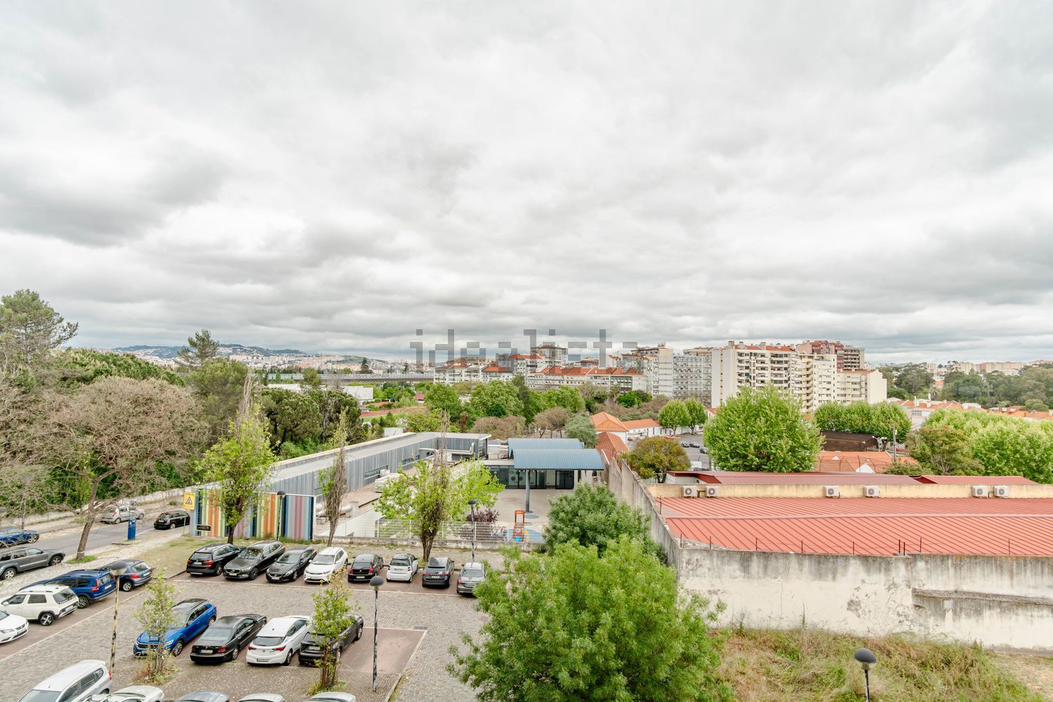 公寓 t3出售在Praça Rainha Santa - 照片