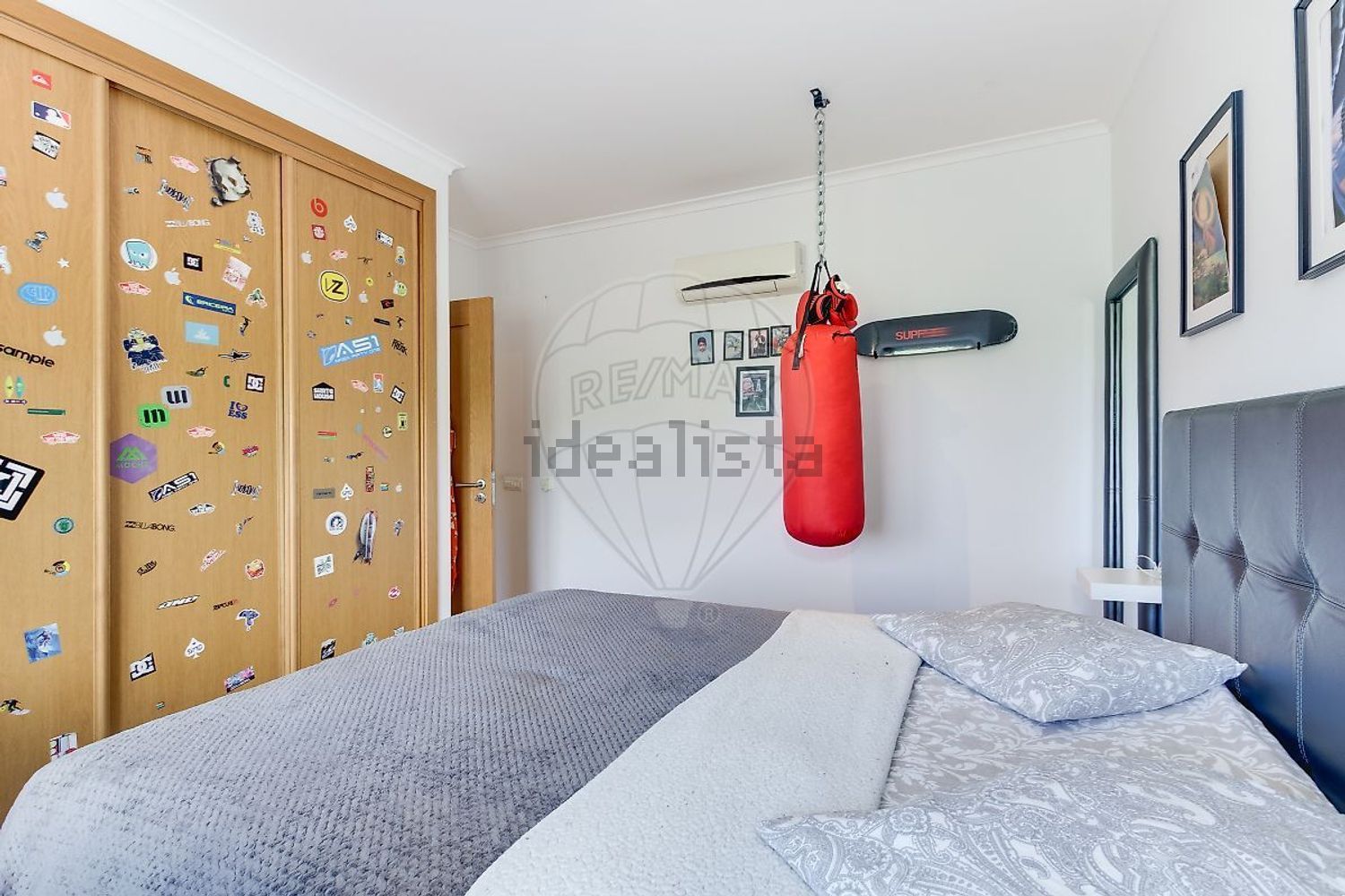 小楼房或独栋别墅出售在Rua Forças Armadas - 照片