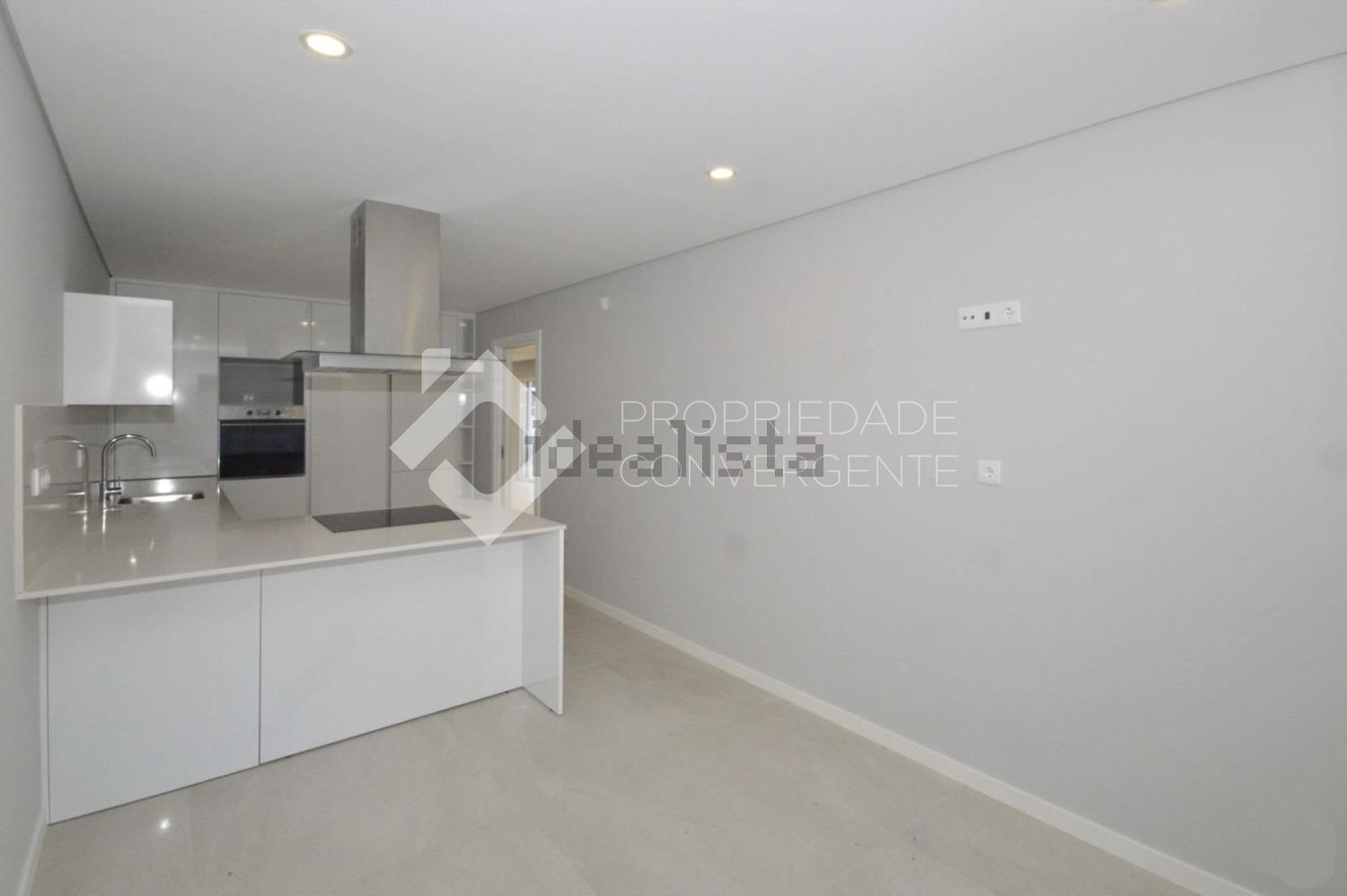 双拼别墅出售在Centro - 厨房