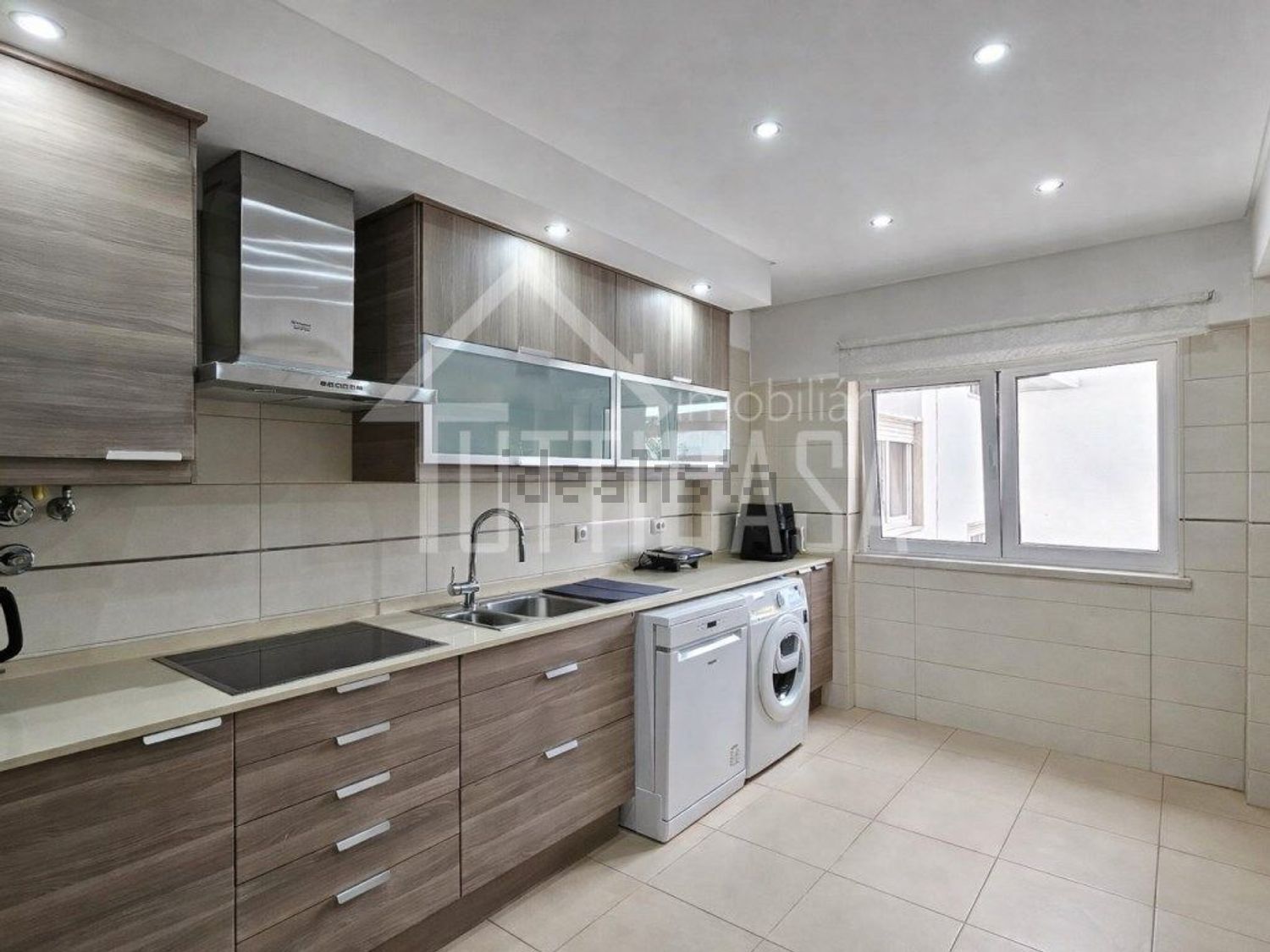 公寓 t3出售在Avenida Azedo Gneco G6 - 厨房