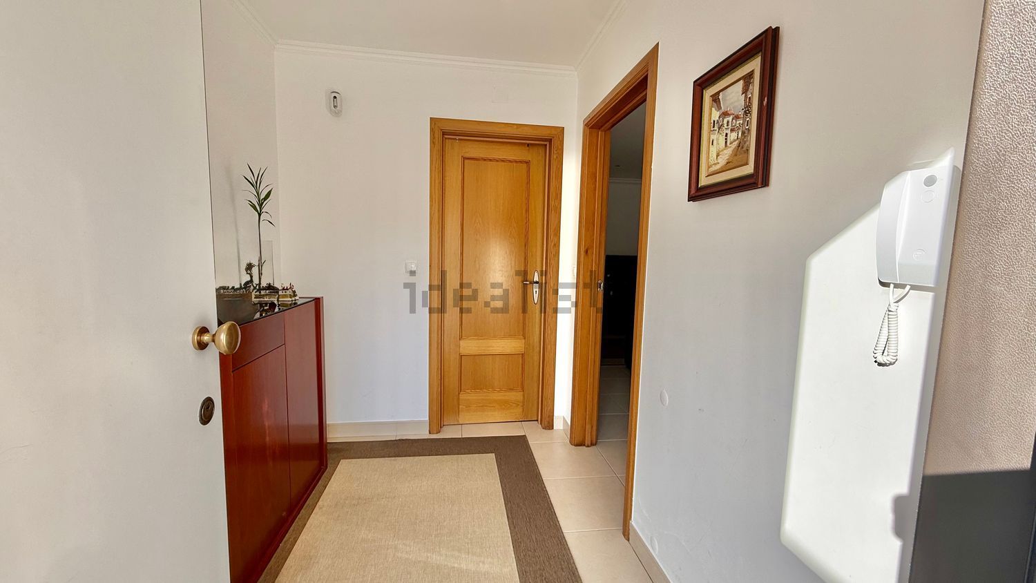 复式公寓出售在Rua das Glicínias, 2 a - 前厅