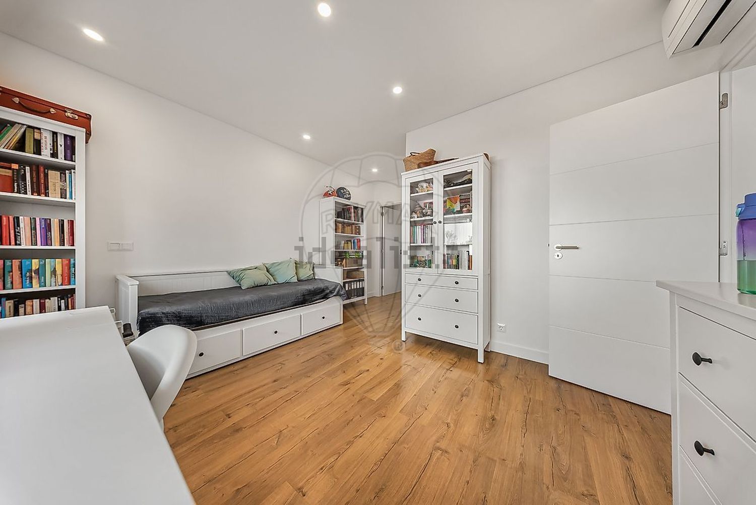 小楼房或独栋别墅出售在Bairro Vila Morena - 卧室