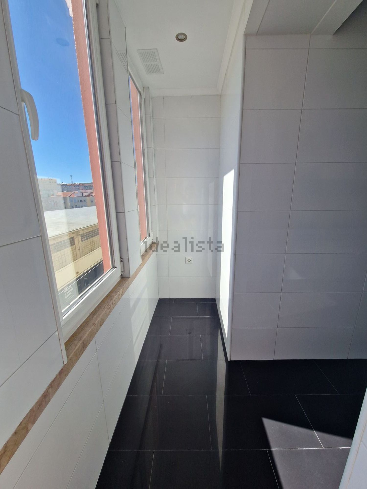 公寓 t2出售在Rua Morais Soares, 3 - 厨房