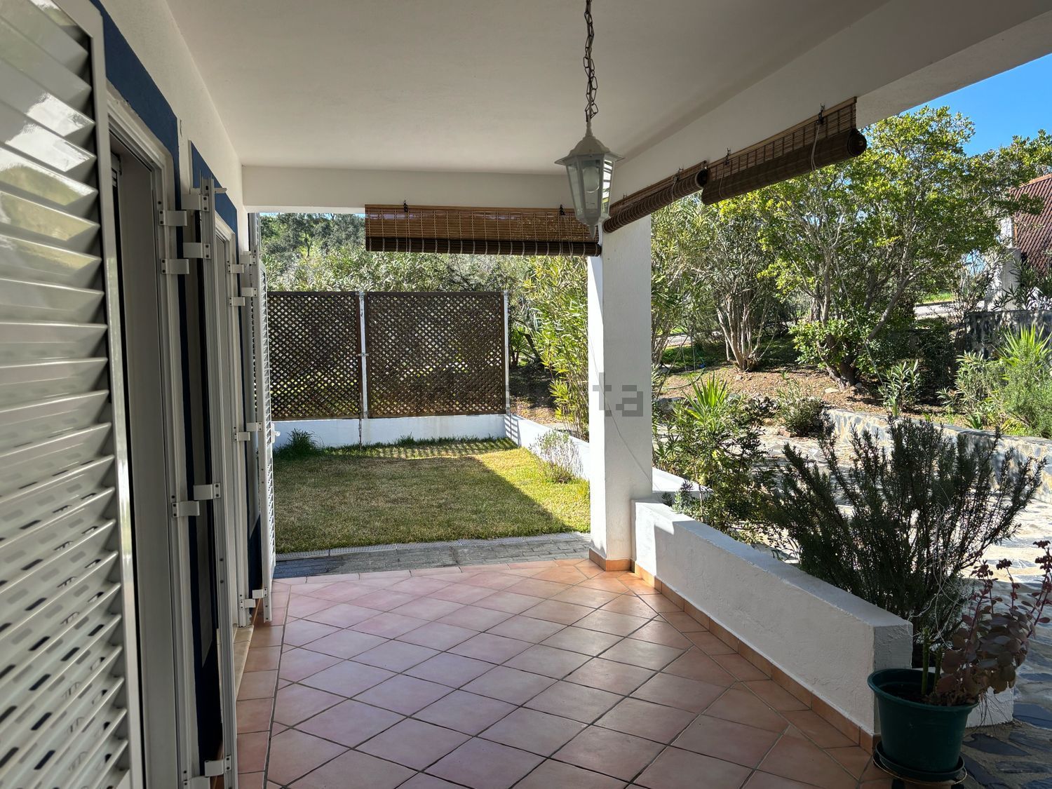 联排别墅出售在Estrada N253 s/n - 门廊