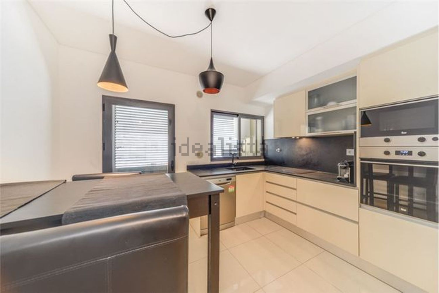 出租公寓 t2在Rua Ribeira dos Bogueiros, 46 - 厨房