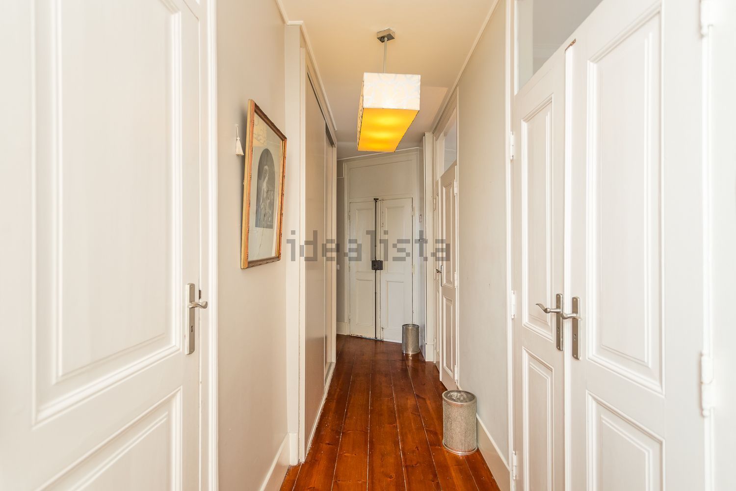 复式公寓出售在Rua das Taipas - 过道