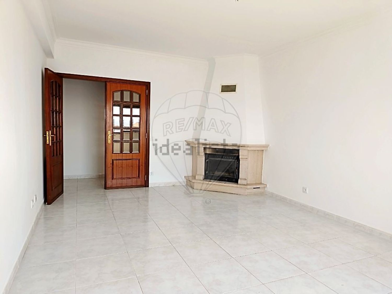 出租公寓 t3在Rua António Luís Gomes - 照片