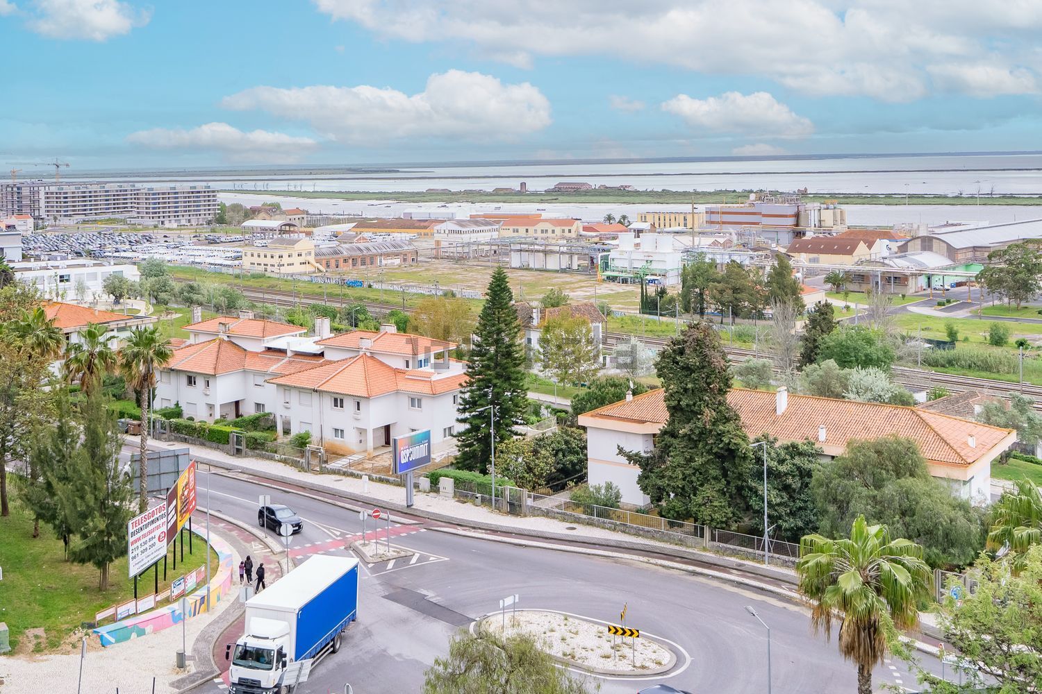 公寓 t3出售在Praceta Ramalho Ortigão - 照片