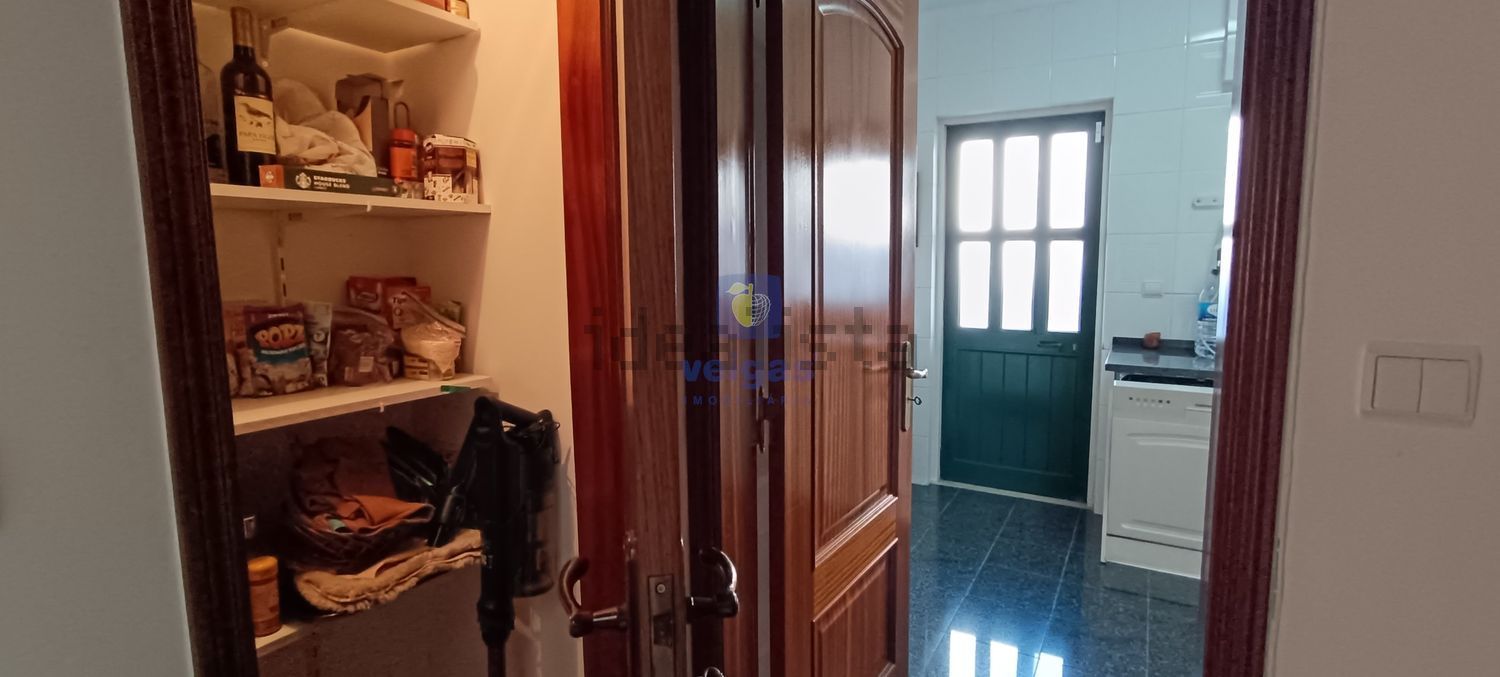 出租小楼房或别墅在Centro - 照片