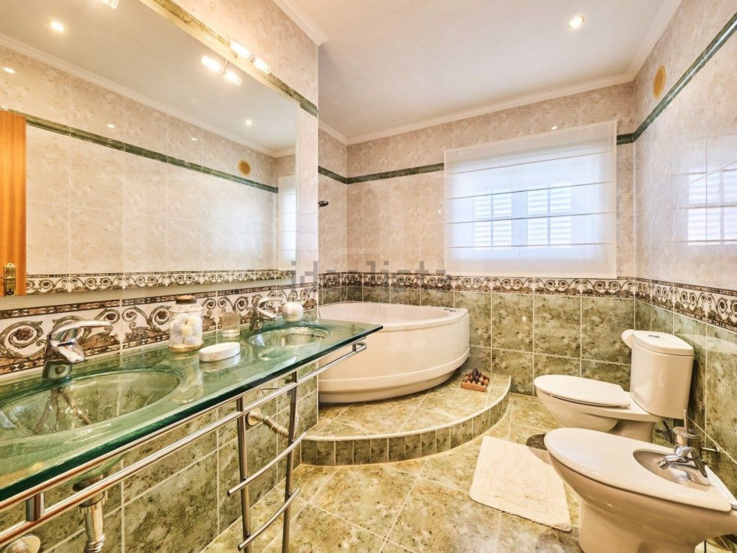 小楼房或独栋别墅出售在Rua Bartolomeu Perestelo, 189 - 卫生间